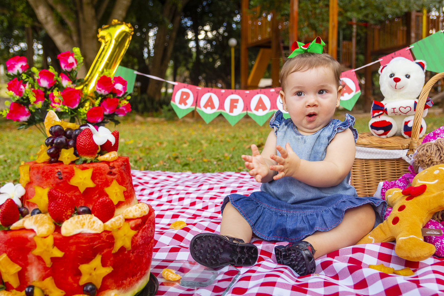 Rafaela - Smash the Fruit